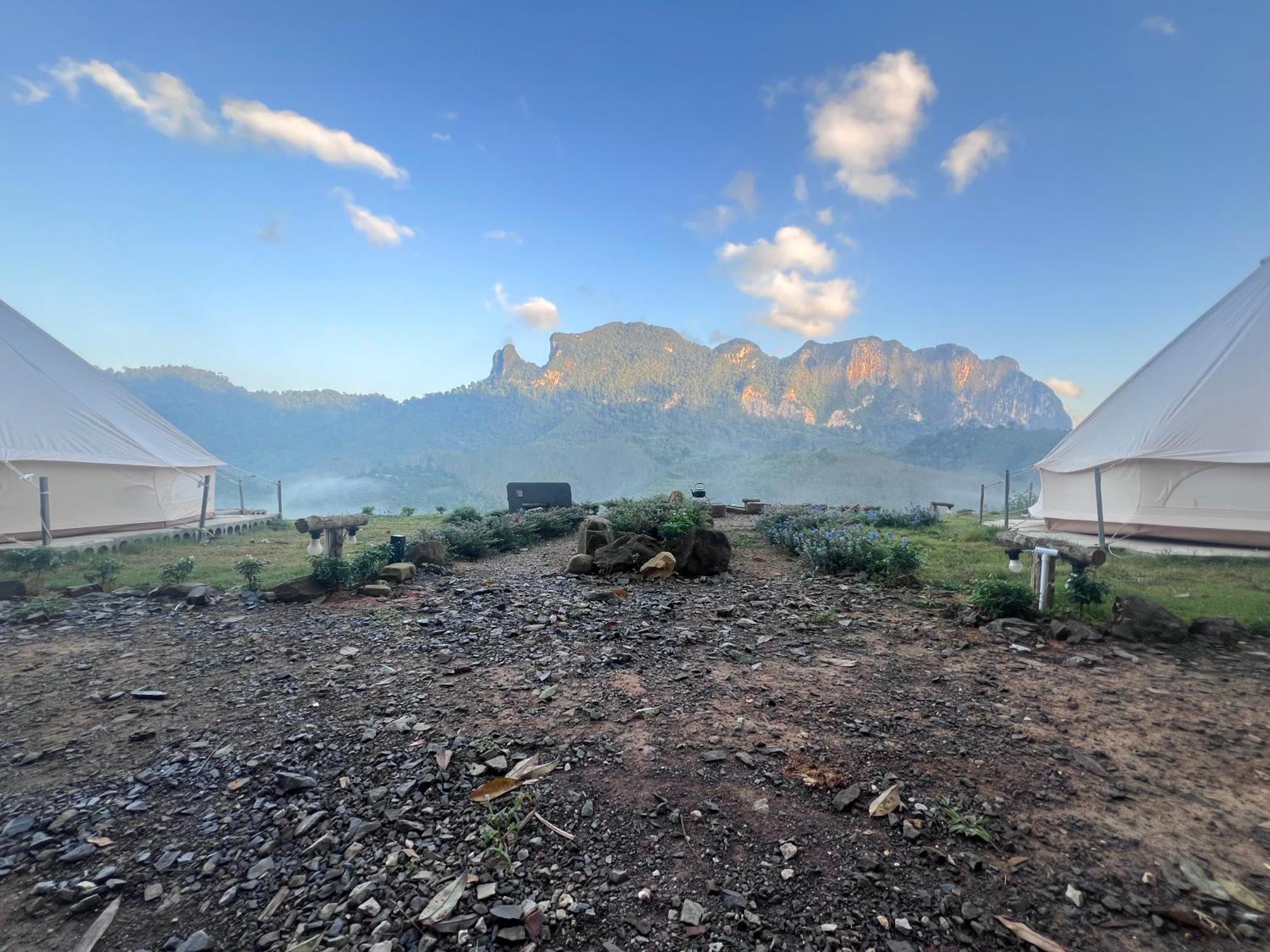 Camping Phutajoy Khaosok แคมป์ปิ้งภูตาจ้อยเขาศก Ban Thung Lang Tham Extérieur photo