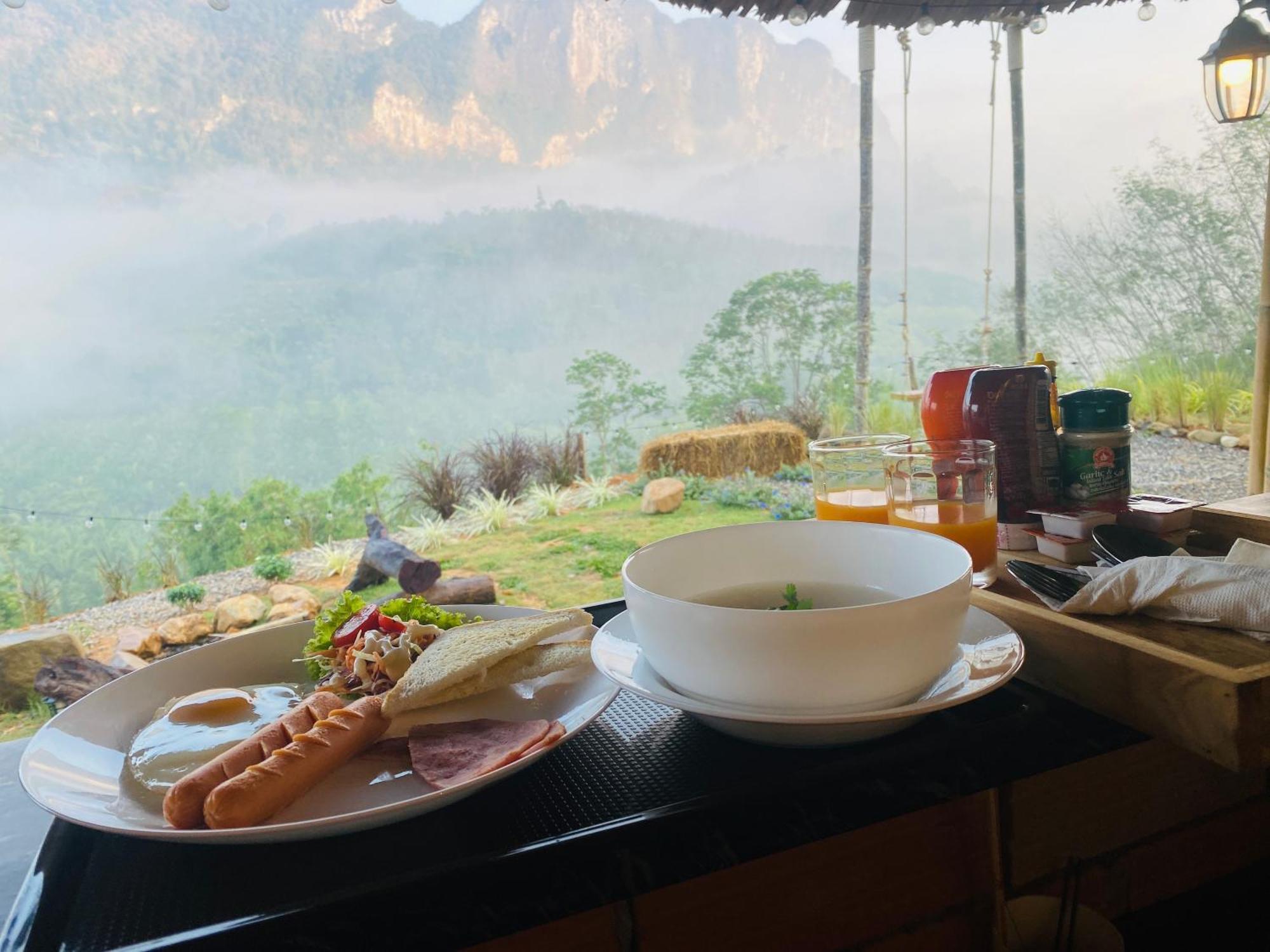 Camping Phutajoy Khaosok แคมป์ปิ้งภูตาจ้อยเขาศก Ban Thung Lang Tham Extérieur photo